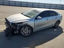 3KPF54AD1LE211675 2020 KIA FORTE