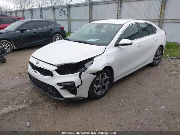 3KPF54AD1LE256566 2020 KIA FORTE - Image 2