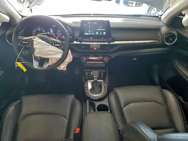 3KPF54AD1ME281338 2021 KIA FORTE - Image 8