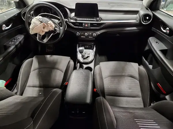 3KPF54AD1ME297118 2021 KIA FORTE - Image 8