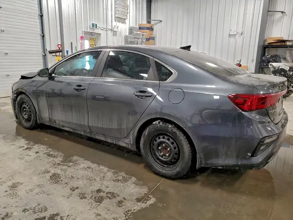 3KPF54AD1ME316766 2021 KIA FORTE - Image 2