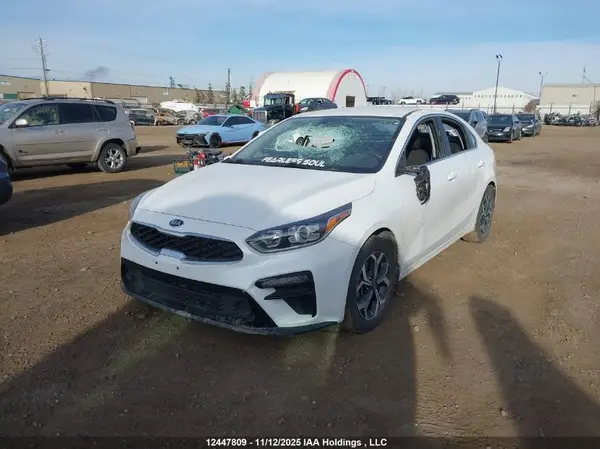 3KPF54AD1ME390429 2021 KIA FORTE - Image 2