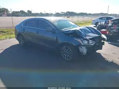 3KPF54AD1ME409416 2021 KIA FORTE