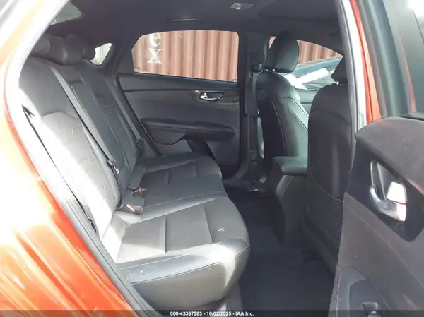 3KPF54AD1NE419252 2022 KIA FORTE - Image 8