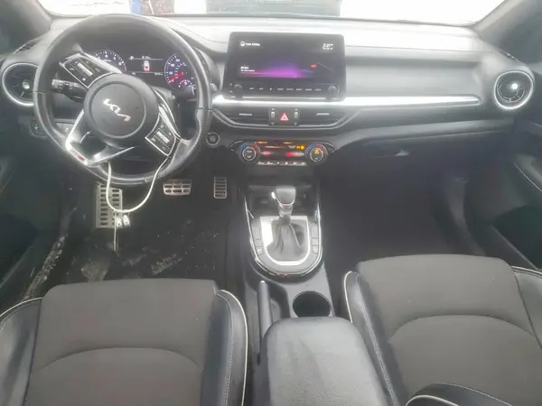 3KPF54AD1NE421034 2022 KIA FORTE - Image 8
