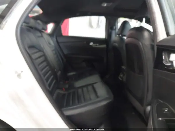 3KPF54AD1NE426590 2022 KIA FORTE - Image 8