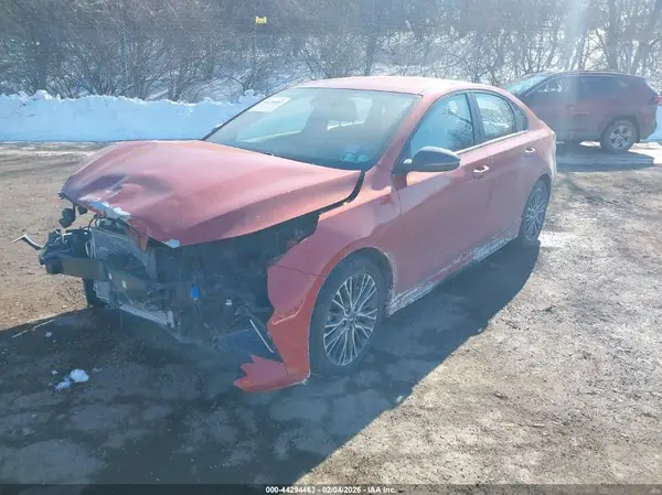 3KPF54AD1NE431353 2022 KIA FORTE - Image 2