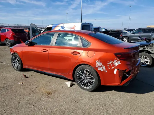 3KPF54AD1NE432454 2022 KIA FORTE - Image 2