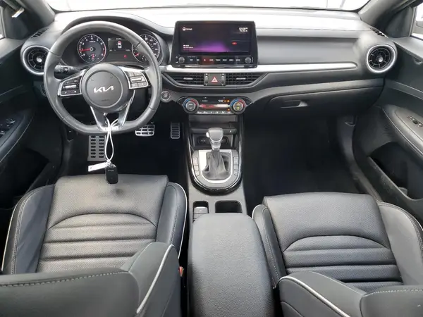 3KPF54AD1NE433992 2022 KIA FORTE - Image 8