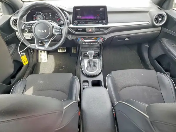 3KPF54AD1NE434818 2022 KIA FORTE - Image 8