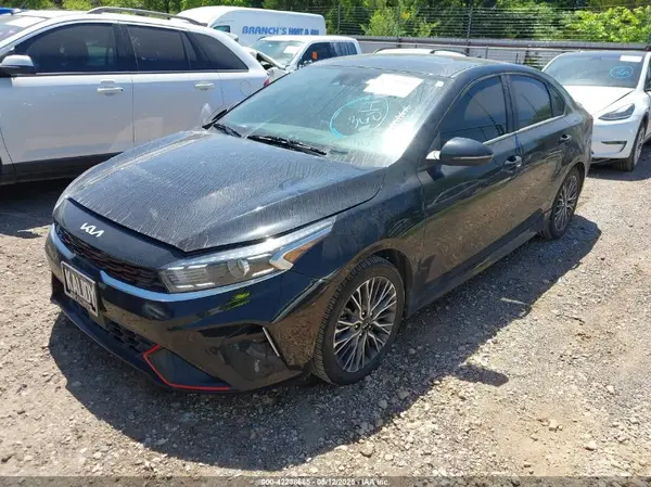 3KPF54AD1NE439243 2022 KIA FORTE - Image 2
