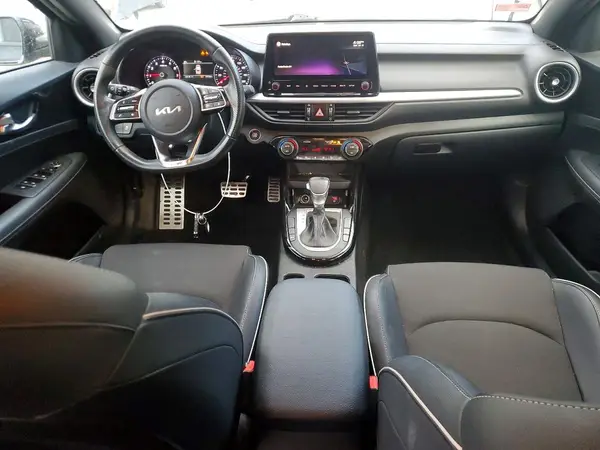 3KPF54AD1NE445169 2022 KIA FORTE - Image 8
