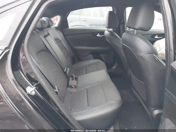 3KPF54AD1NE447441 2022 KIA FORTE - Image 8