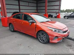3KPF54AD1NE452039 2022 KIA FORTE
