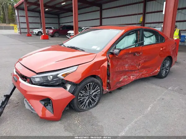 3KPF54AD1NE452039 2022 KIA FORTE - Image 2