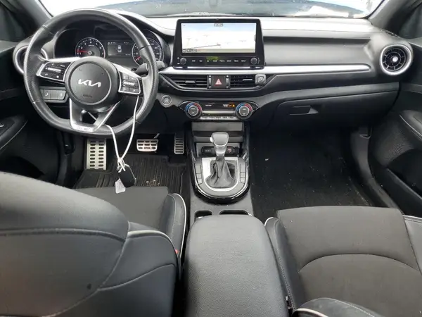 3KPF54AD1NE473859 2022 KIA FORTE - Image 8