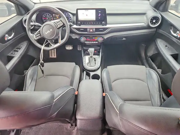 3KPF54AD1NE480911 2022 KIA FORTE - Image 8