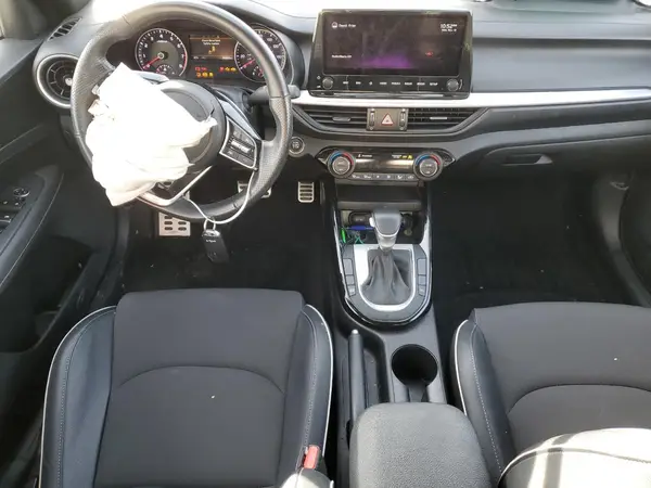 3KPF54AD1NE481797 2022 KIA FORTE - Image 8