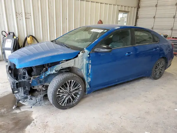3KPF54AD1NE486109 2022 KIA FORTE - Image 1