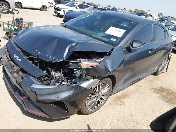 3KPF54AD1NE492962 2022 KIA FORTE - Image 2