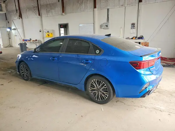 3KPF54AD1NE497241 2022 KIA FORTE - Image 2