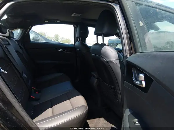 3KPF54AD1NE499412 2022 KIA FORTE - Image 8