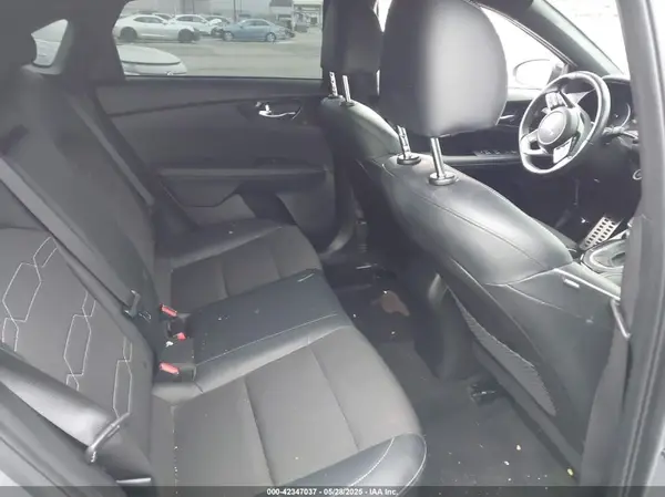 3KPF54AD1NE504141 2022 KIA FORTE - Image 8
