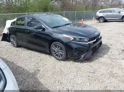 3KPF54AD1NE505595 2022 KIA FORTE