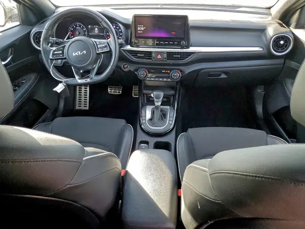 3KPF54AD1NE511946 2022 KIA FORTE - Image 8