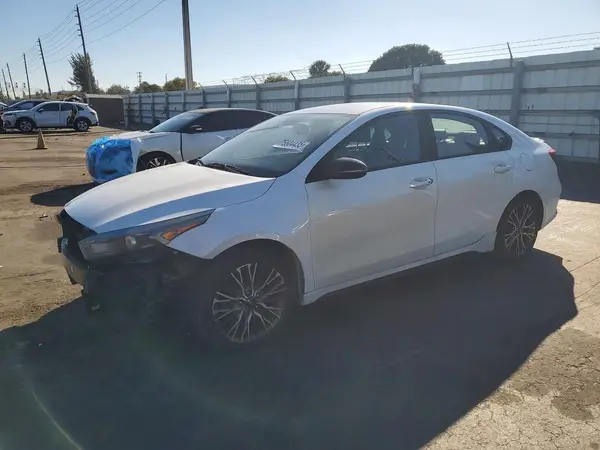 3KPF54AD1PE523324 2023 KIA FORTE - Image 1
