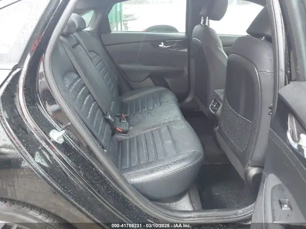 3KPF54AD1PE524635 2023 KIA FORTE - Image 8