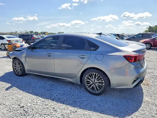 3KPF54AD1PE526658 2023 KIA FORTE - Image 2