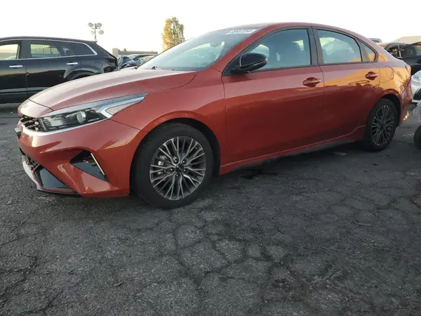 3KPF54AD1PE527633 2023 KIA FORTE - Image 1