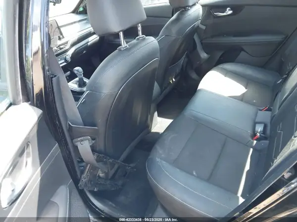 3KPF54AD1PE558395 2023 KIA FORTE - Image 8