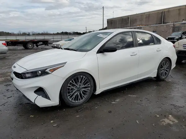 3KPF54AD1PE562043 2023 KIA FORTE - Image 1