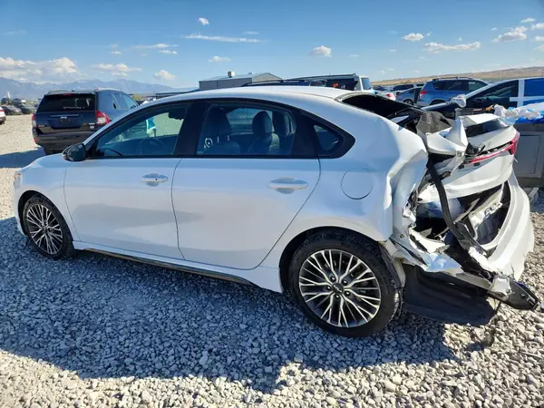 3KPF54AD1PE574404 2023 KIA FORTE - Image 2