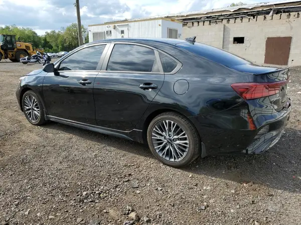 3KPF54AD1PE575035 2023 KIA FORTE - Image 2