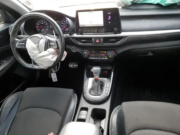3KPF54AD1PE575035 2023 KIA FORTE - Image 8