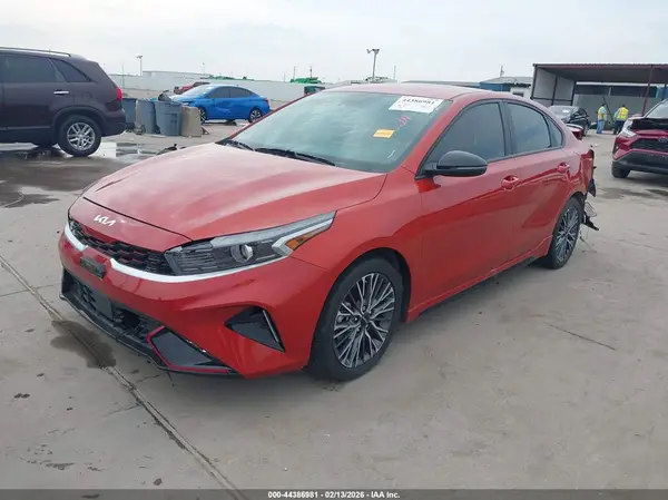 3KPF54AD1PE579330 2023 KIA FORTE - Image 2