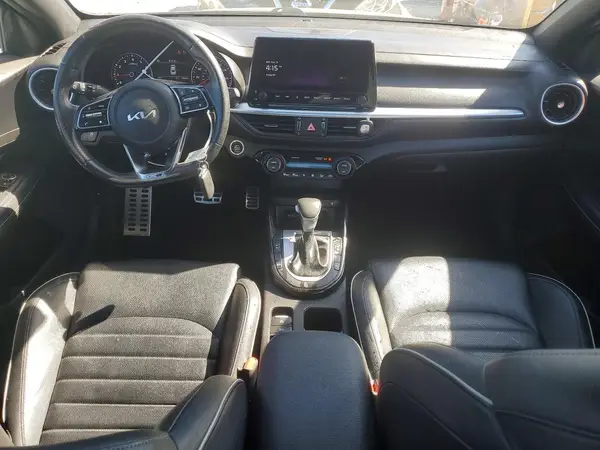 3KPF54AD1PE583068 2023 KIA FORTE - Image 8