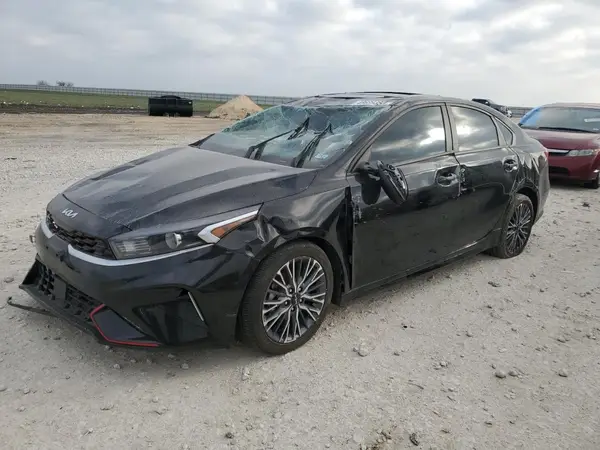 3KPF54AD1PE584723 2023 KIA FORTE - Image 1
