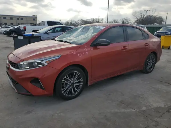 3KPF54AD1PE595690 2023 KIA FORTE - Image 1