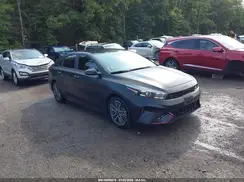 3KPF54AD1PE607403 2023 KIA FORTE
