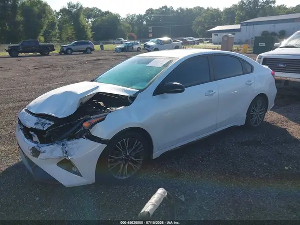 3KPF54AD1PE608227 2023 KIA FORTE - Image 2