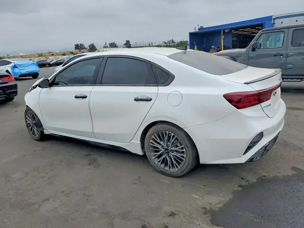 3KPF54AD1PE610608 2023 KIA FORTE - Image 2