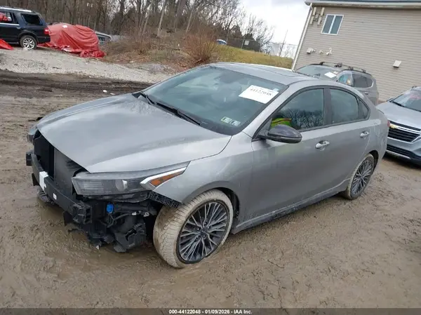 3KPF54AD1PE613508 2023 KIA FORTE - Image 2