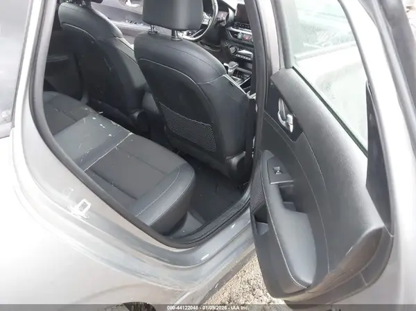 3KPF54AD1PE613508 2023 KIA FORTE - Image 8