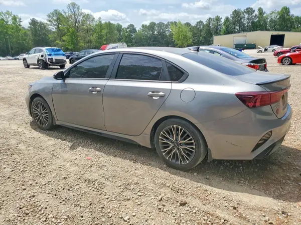 3KPF54AD1PE613590 2023 KIA FORTE - Image 2