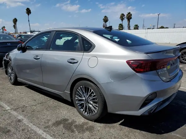 3KPF54AD1PE613718 2023 KIA FORTE - Image 2