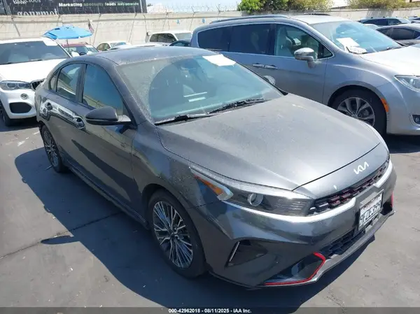 3KPF54AD1PE615839 2023 KIA FORTE - Image 1